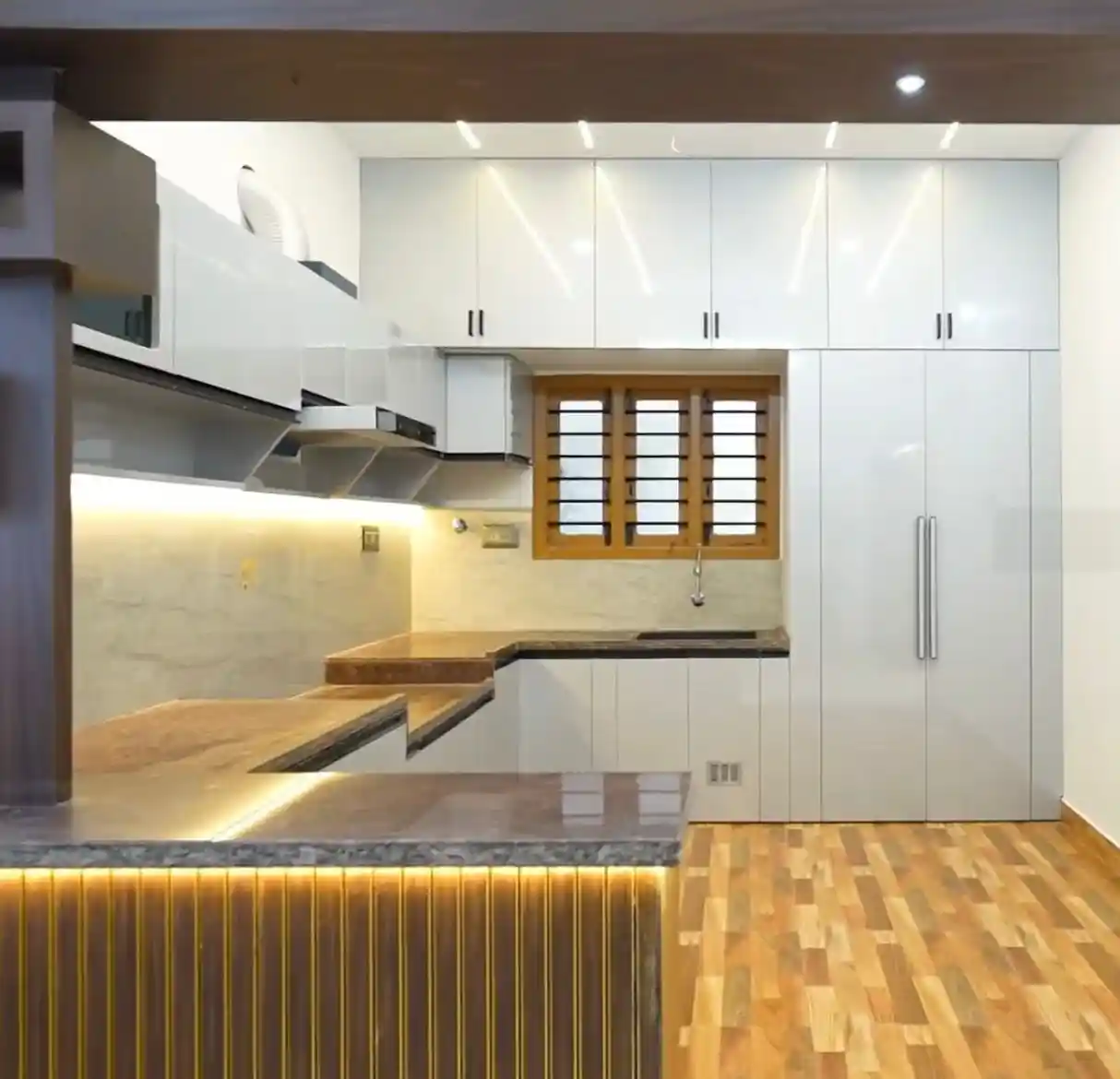 A Modern Indian Kitchen That Blends Style, Functionality & Vastu-Friendly Design