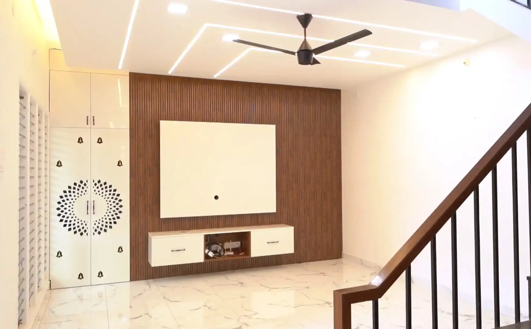 Premium Home Interior Design Services in Trichy Modern Home Interiors Crafted with Elegance Customized Living Room Interior Design in Trichy Stylish Modular Kitchen for Modern Homes Luxury Bedroom Interior Design Solutions Smart Space-Saving Home Interior